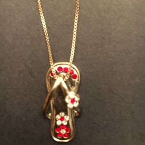 Silver colored Necklace with pendant